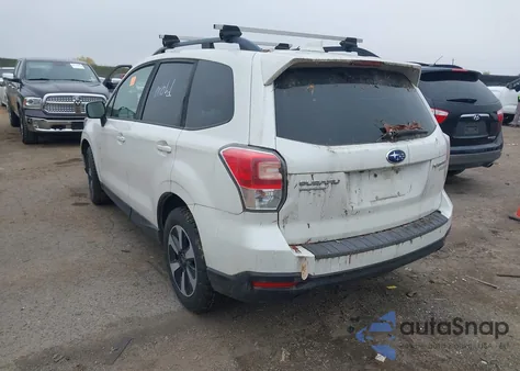 2017 Subaru Forester 2.5I Premium из США, поврежденный, VIN JF2SJAEC8HH509301